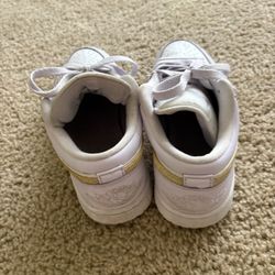 Women Jordan 1