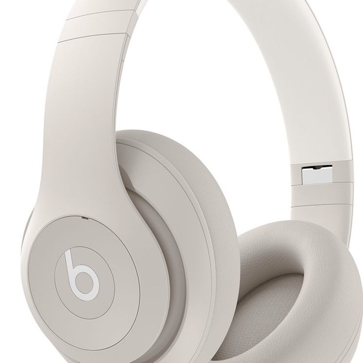 Beats Studio Pro