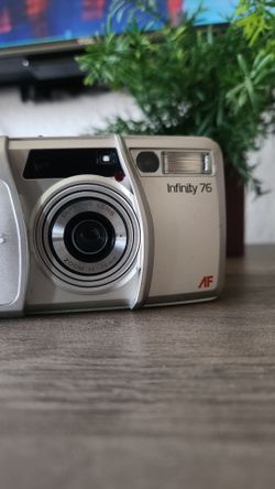 Olympus infinity 76 35mm film camera