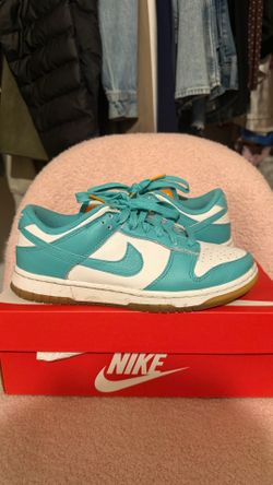 Turquoise and white dunks Turquoise and white dunks size 7
