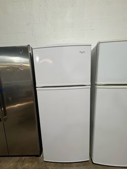 REFRIGERADOR de 28 Pulgadas