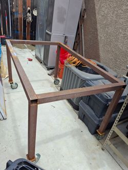 Welding table