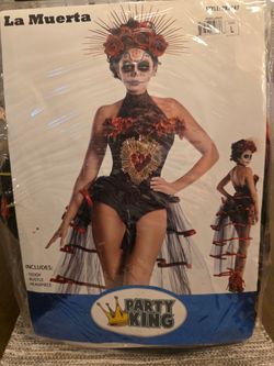 Día de los muertos woman and girls costumes