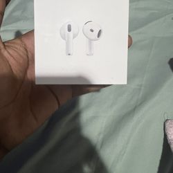 AirPods 4 