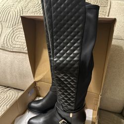 Annabeth by JUSTFAB Black Quilted Faux Leather Riding Boots Sz 8.5 Buckle Accent