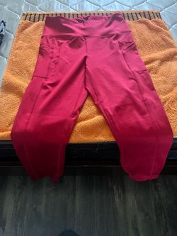 Red High-Waist Leggings with Side Pockets