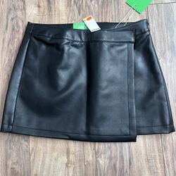 Women’s PU Leather Skirt From Tilly’s NWT 🏷️
