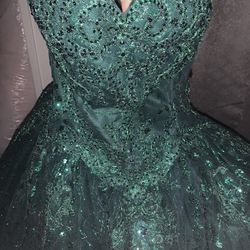 Emerald Green Quince/ Prom / Sweet 16 Off The Shoulder Dress