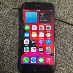 Apple iPhone 7 Unlocked 128GB Storage   mint condition 89% battery health In good working condition Will work with any provider USB cable included