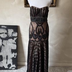 Beautiful Sue Wong Gown Size 4
