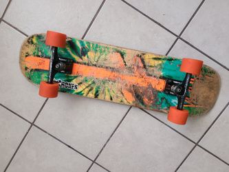 Skateboard - 8 1/2 Inches