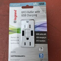 GFCI Outlet with USB Charging 