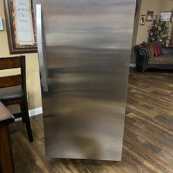 Whirlpool Refrigerator