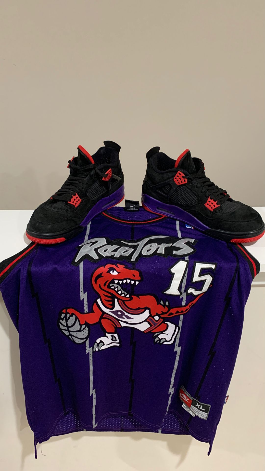 Jordan 4 “Raptor” & Raptors Jersey