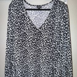 Torrid Studio Knit Cheetah V-Neck Puff Long Sleeve Top