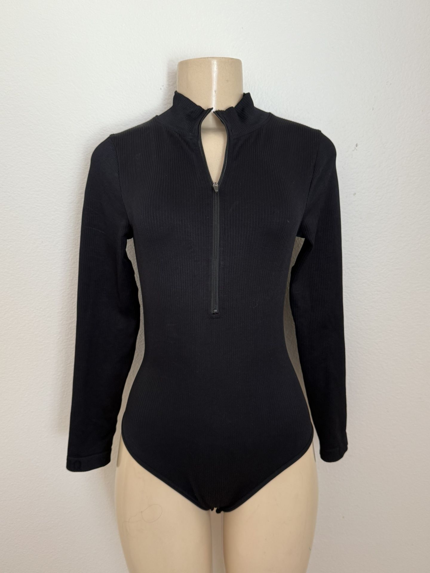 Black OQQ Long Sleeve Bodysuit- Medium