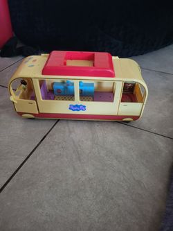 Peppa pig bus