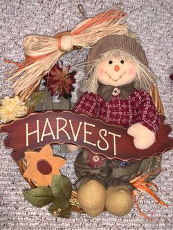 Holiday wreaths ~ Like New $6 Each (see all pictures)