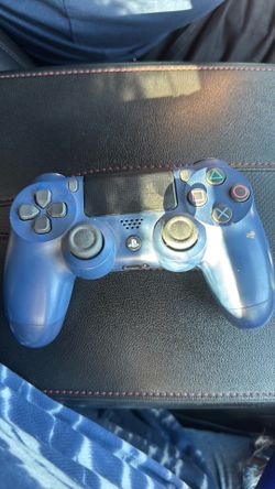 PS4 controller