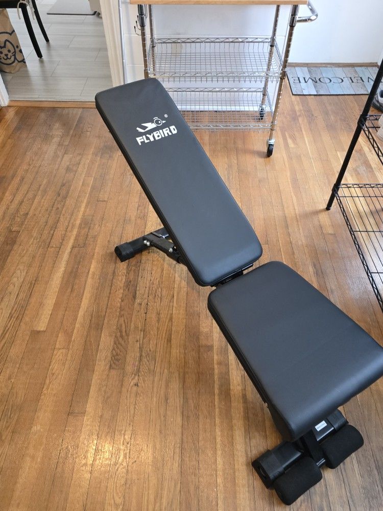 Adjustable Weight Bench