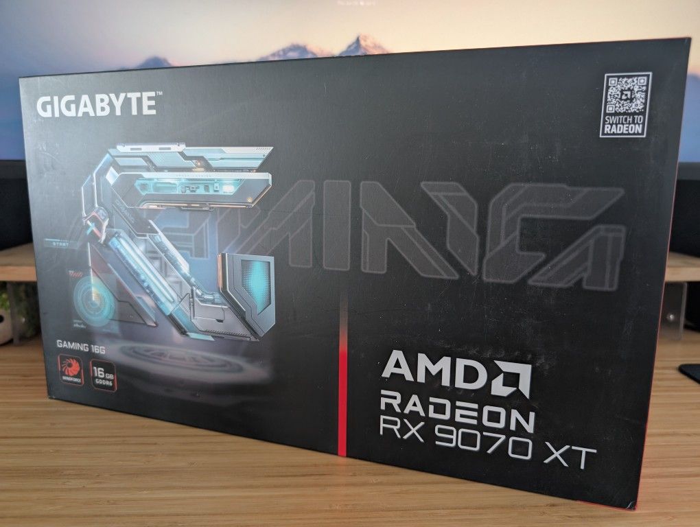 RX 9070 XT GIGABYTE AMD RADEON