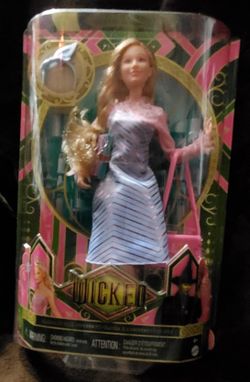 WICKED Glinda At Shiz University