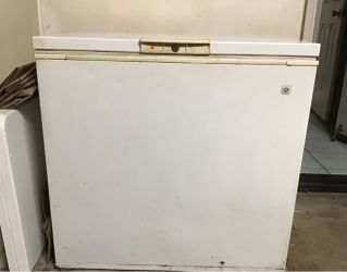 Chest freezer
