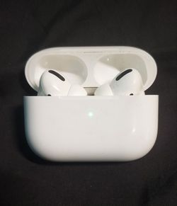 Apple AirPods - Used