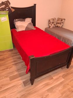 Twin bed frame and mattress