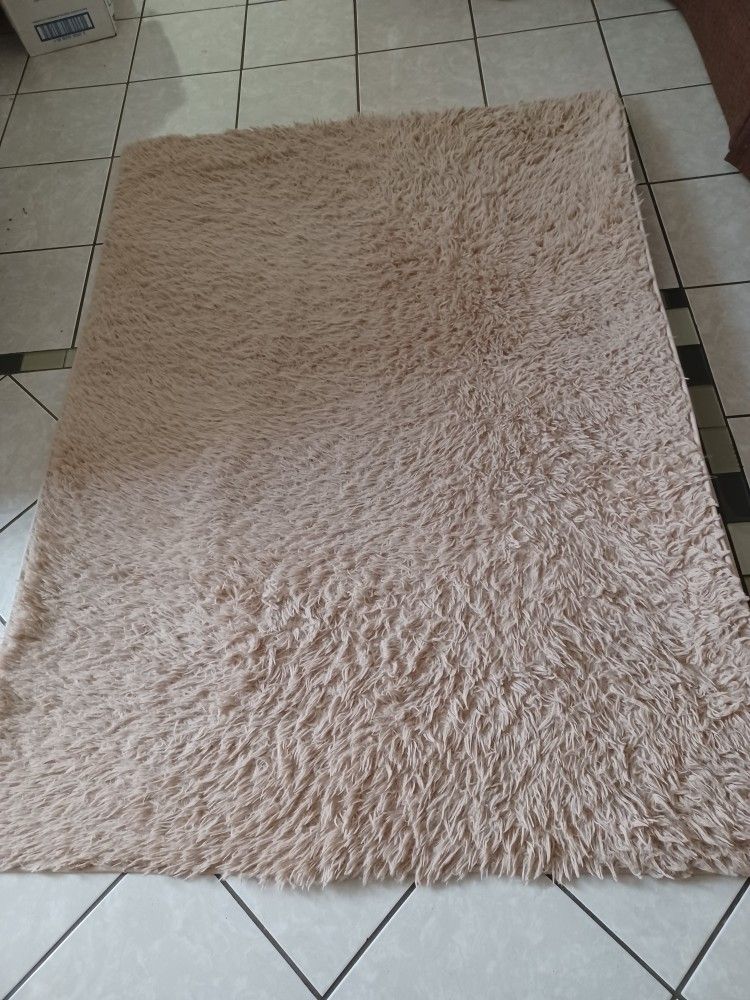 Faux Fur Area Rug 65x48