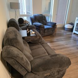 Power Recliner And Sofa  With USB C 