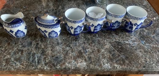 Brand new in box China set