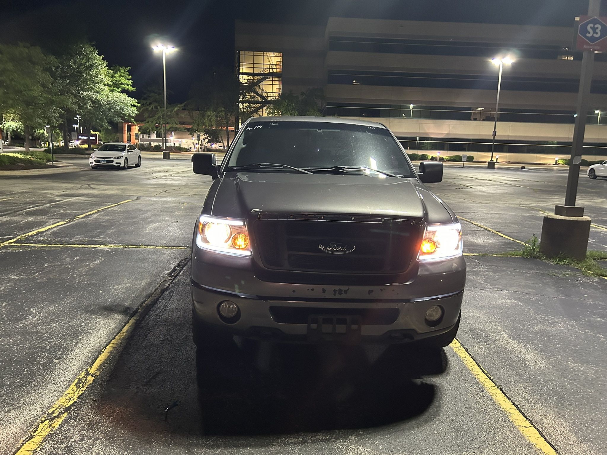 2016 Ford F-150 Limited 4WD SuperCrew 145 Limited Late Avail