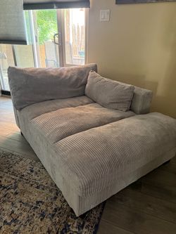 Chaise lounge chair