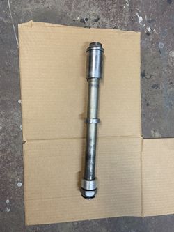Harley 1 Inch Rear Axel With All Spacers Bolt +lock