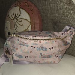 Disneyland Stoney Clover Ln.  Belt Bag  