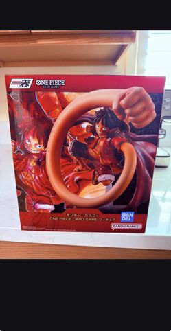 Monkey d luffy ichibansho Bandai figure and trading card