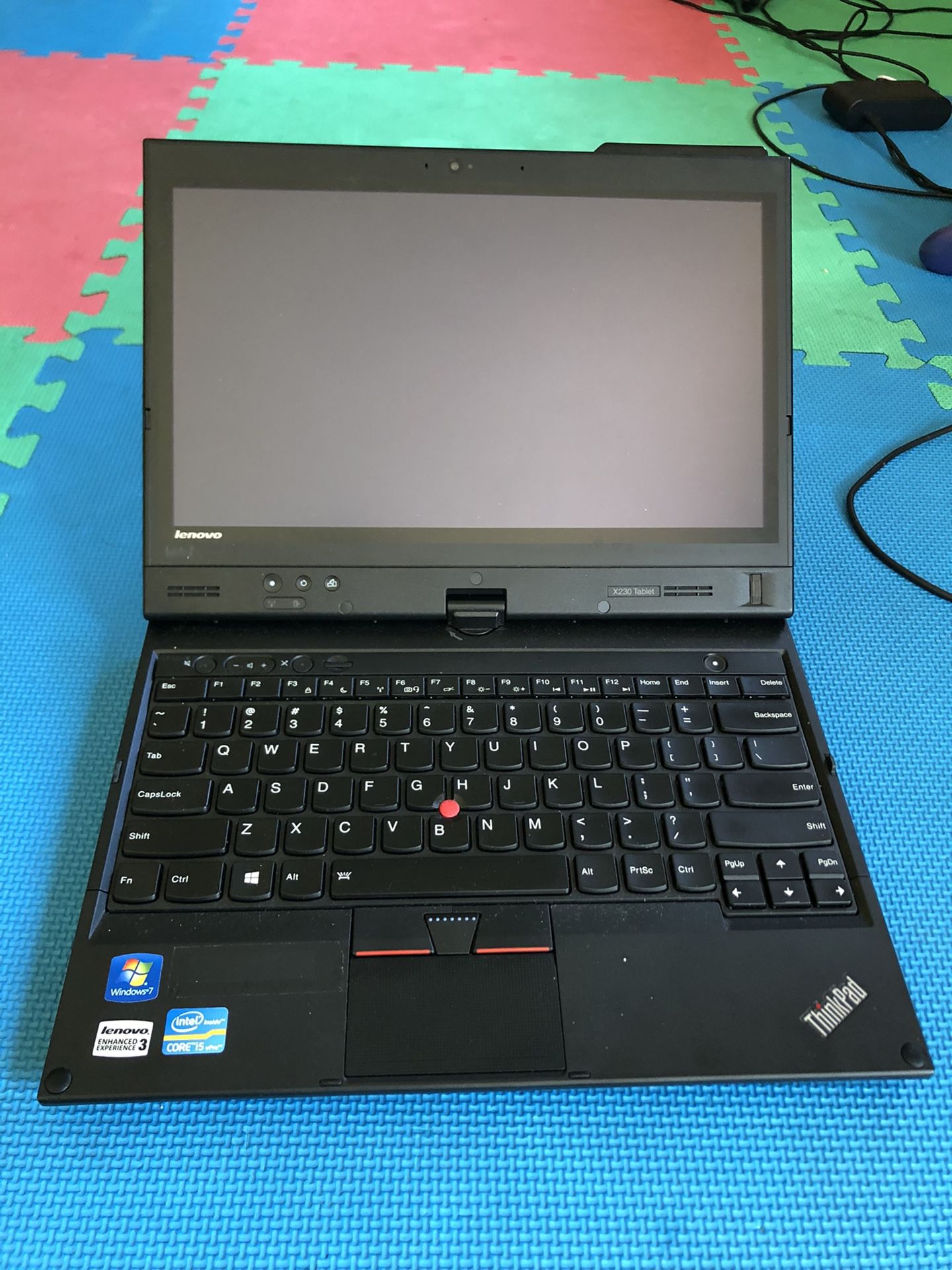 Lenovo ThinkPad X230 - TouchScreen with Pen Tablet Laptop