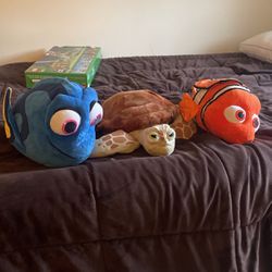 Finding Nemo Plush Toys Set (rare)