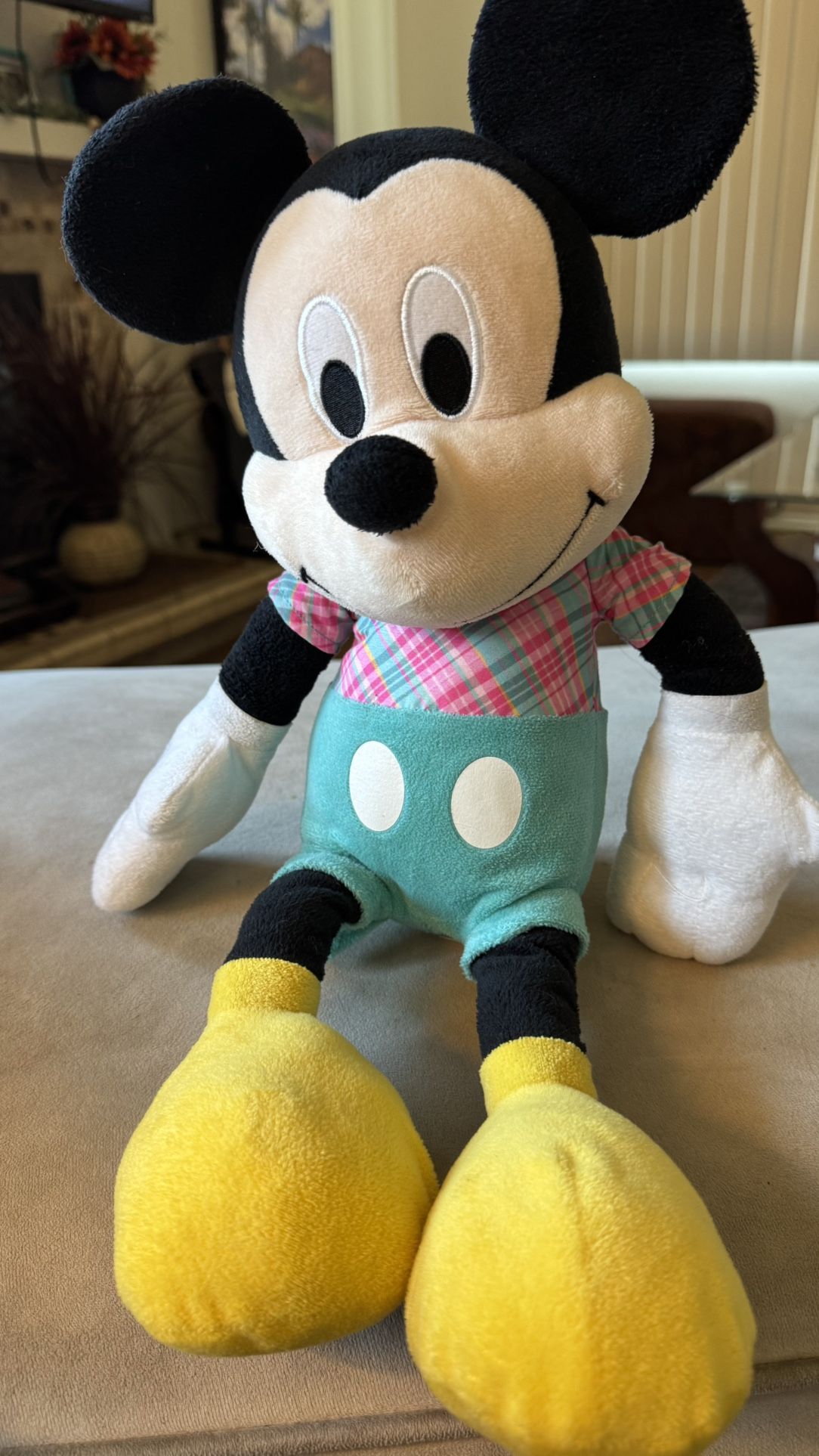 Disney 2022 Easter Mickey Mouse 19-Inch Plush
