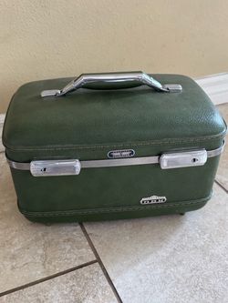 American Tourister Vintage Green Train Case / Makeup Case