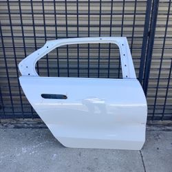 2025 BMW 7 Series Rear Passenger Door OEM