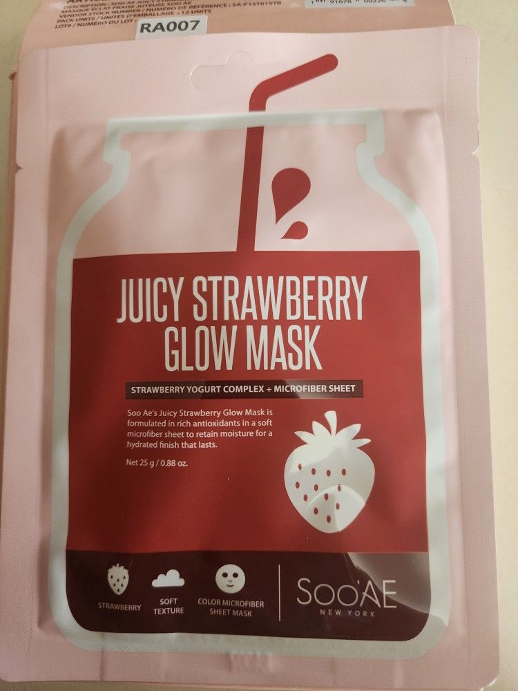 Juicy Strawberry Glow Face Mask