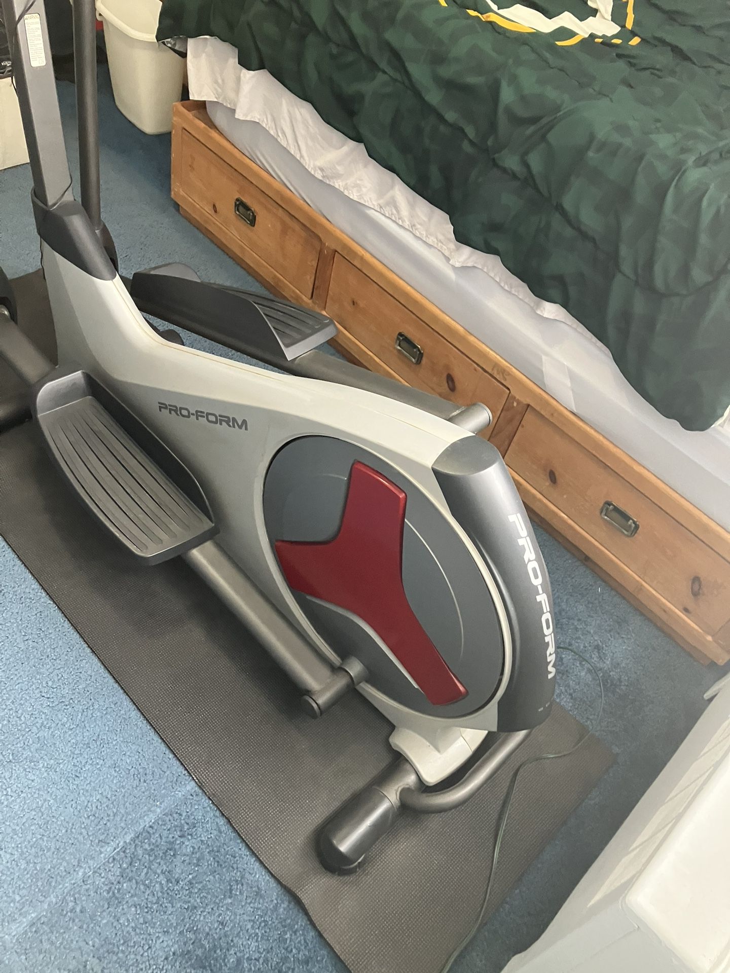Pro-Form Elliptical 6.0ZE