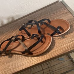Woman’s Strap Sandals