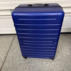 NEW 28” Check In Large Suitcase Luggage with TSA lock (Never Used)