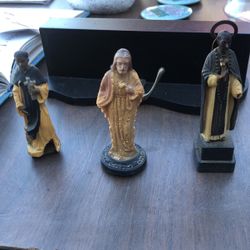 Antique Magnetic Car Statues