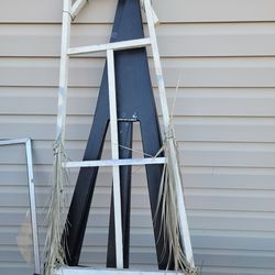Free - Easels, 2 black, 1 white