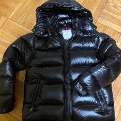 Moncler Maya size 3 USED