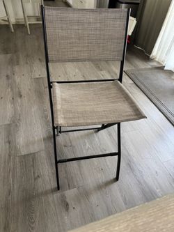 4 high foldable stools